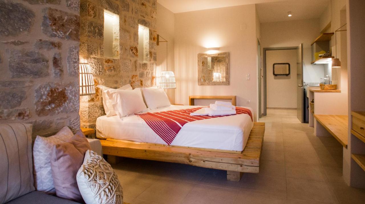 The Olive Yard Aparthotel Gythio Exterior photo