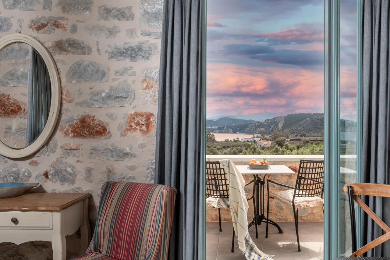 The Olive Yard Aparthotel Gythio Exterior photo
